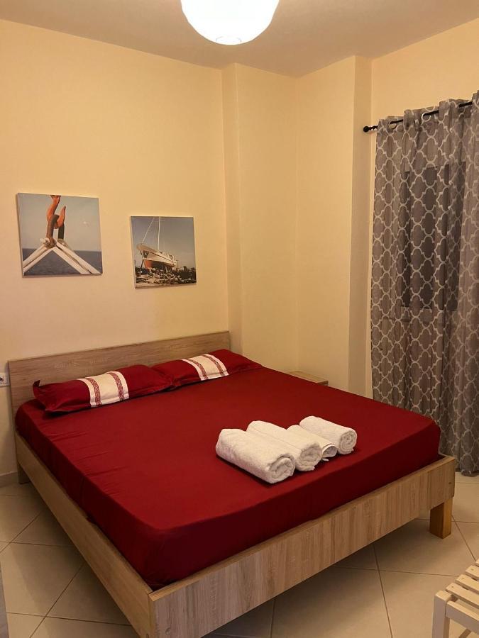 סרנדה Melina Apartments מראה חיצוני תמונה