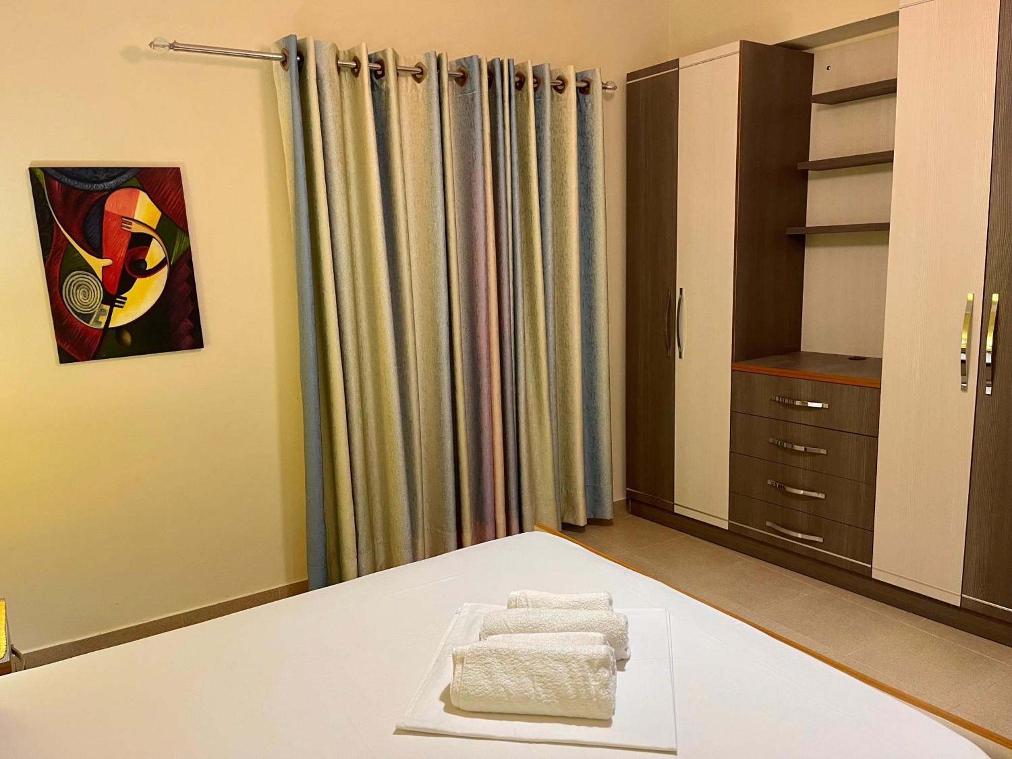 סרנדה Melina Apartments מראה חיצוני תמונה