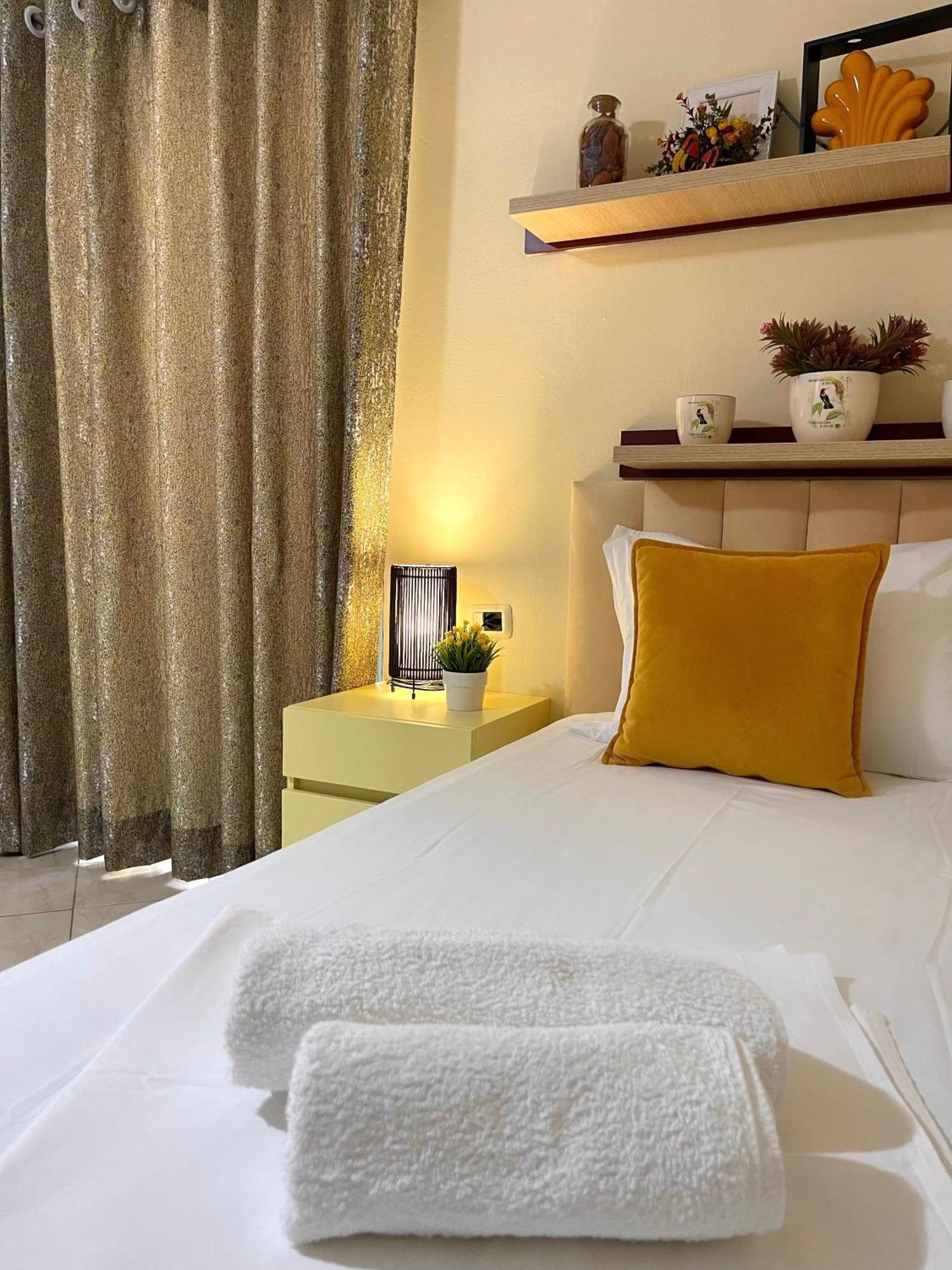 סרנדה Melina Apartments מראה חיצוני תמונה