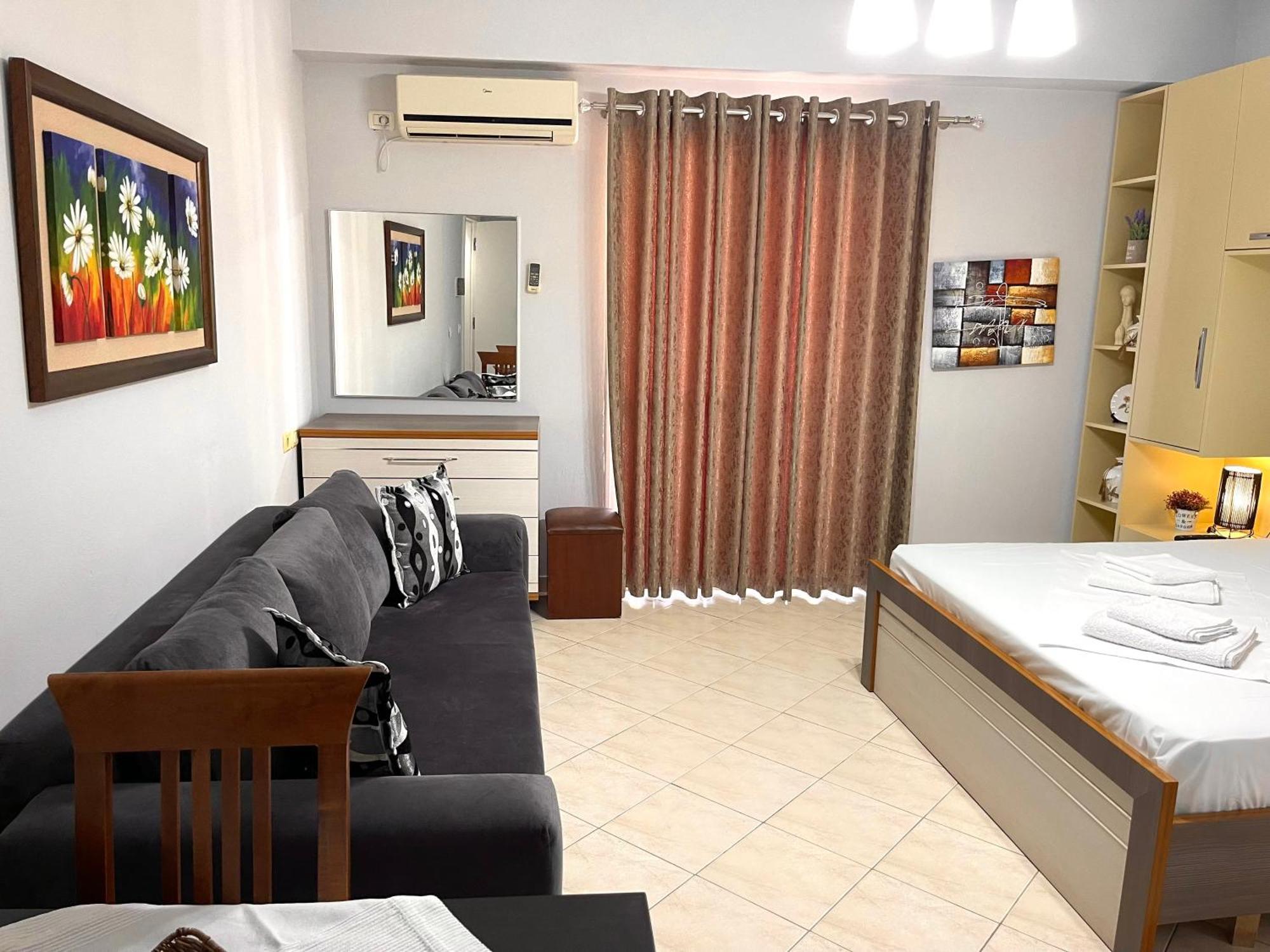 סרנדה Melina Apartments מראה חיצוני תמונה