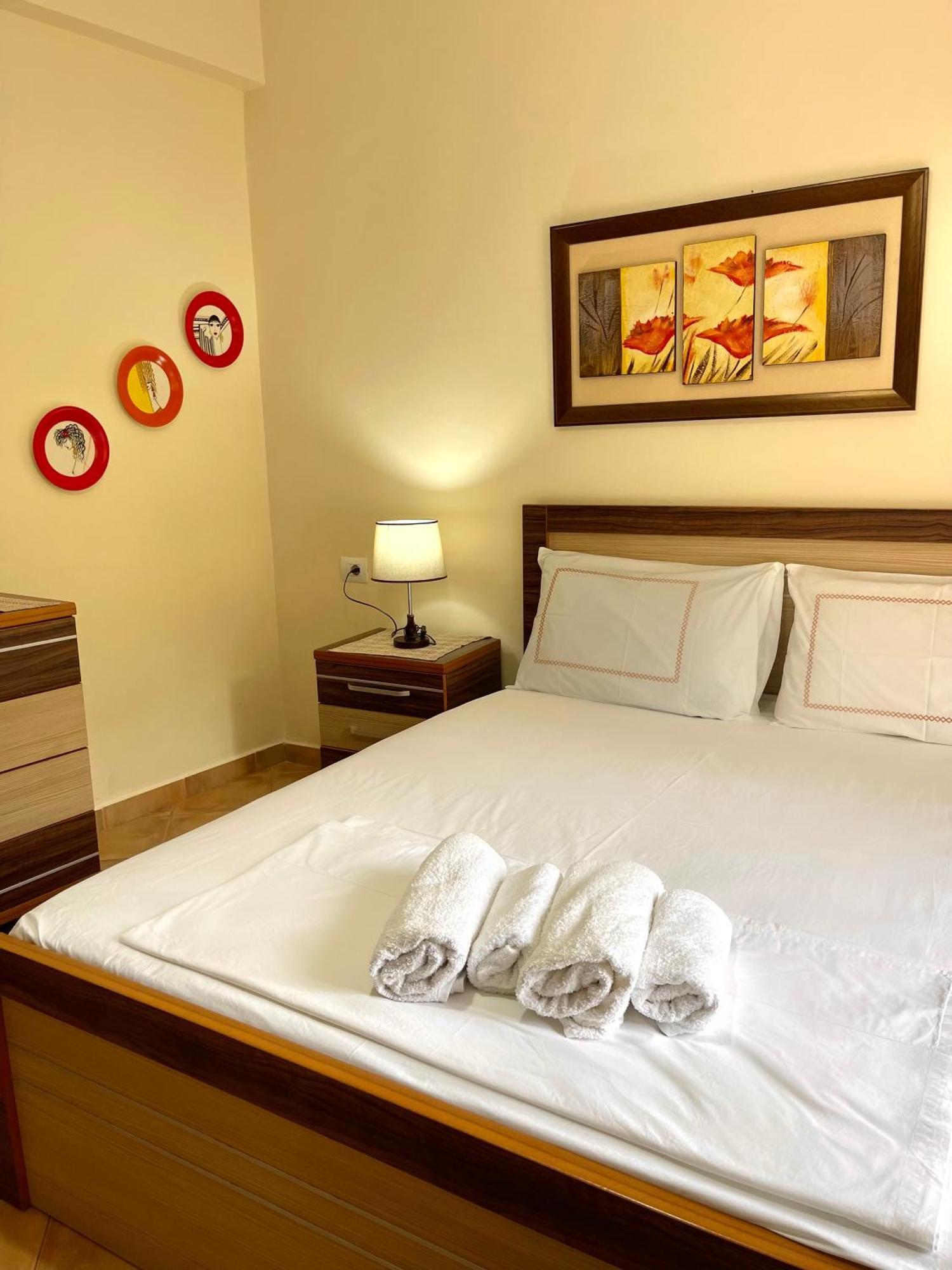 סרנדה Melina Apartments מראה חיצוני תמונה